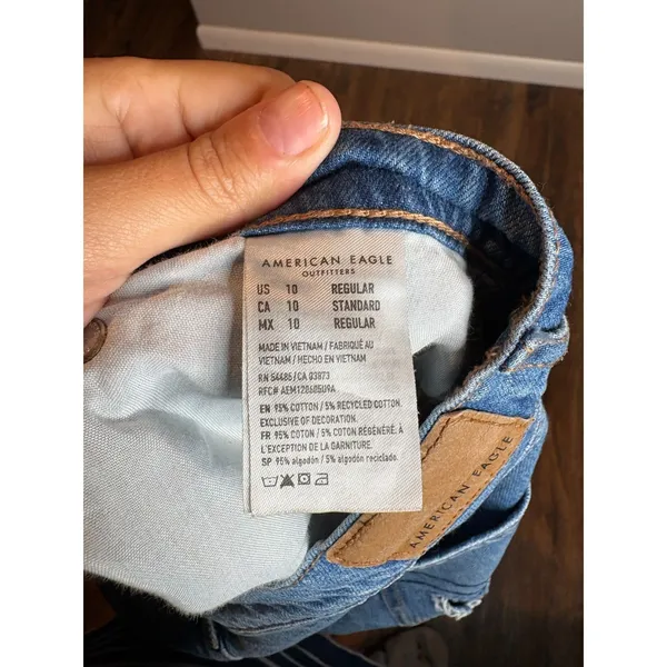 American Eagle distressed Skater Jeans - Image 6