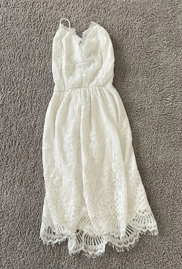 Lady black tie white grad dress - Image 5