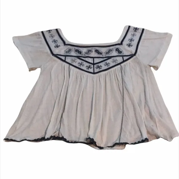 ✨ Free People Muse Embroidered Tee✨ - Image 4