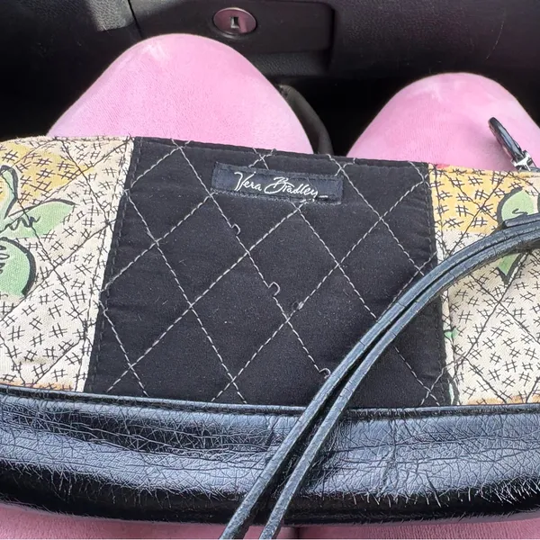 Vera Bradley Floral Patchwork Clutch with Black Accents - Image 4
