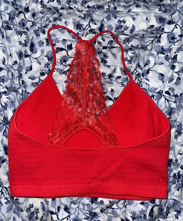 Lace Red crop top - Image 2