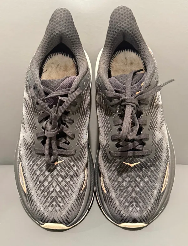 Women’s HOKA One Clifton 9 Running Shoes Size 6 - Image 4