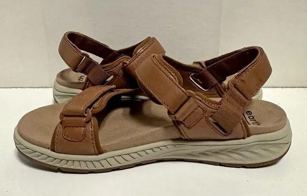 Earth Leather Sport Sandal Size undefined - Image 8