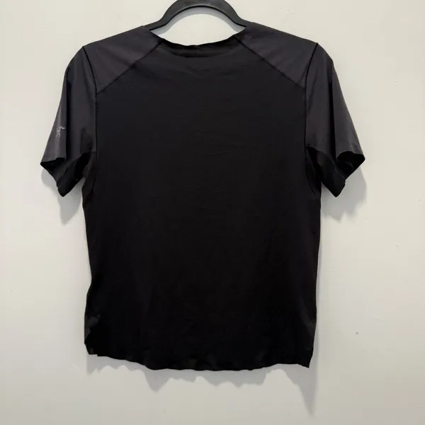 Arc’teryx NORVAN CREW NECK SHIRT SS WOMEN'S - BLACK Size XS Tp - Image 9