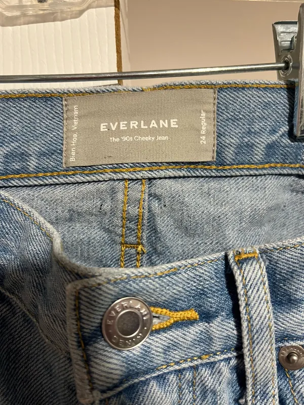 Everlane 90s cheeky straight leg jean raw hem button fly (not the exact as cover photo) - Image 3
