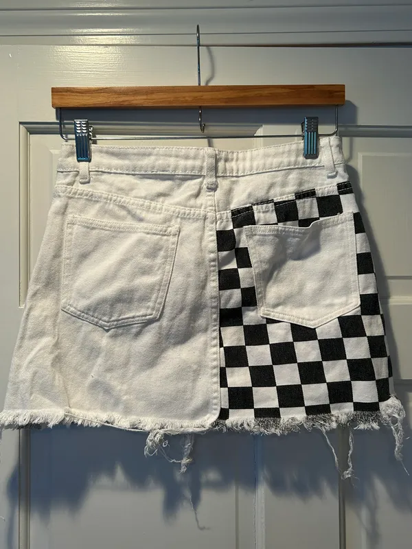 Signature 8 Mini Skirt - Image 4