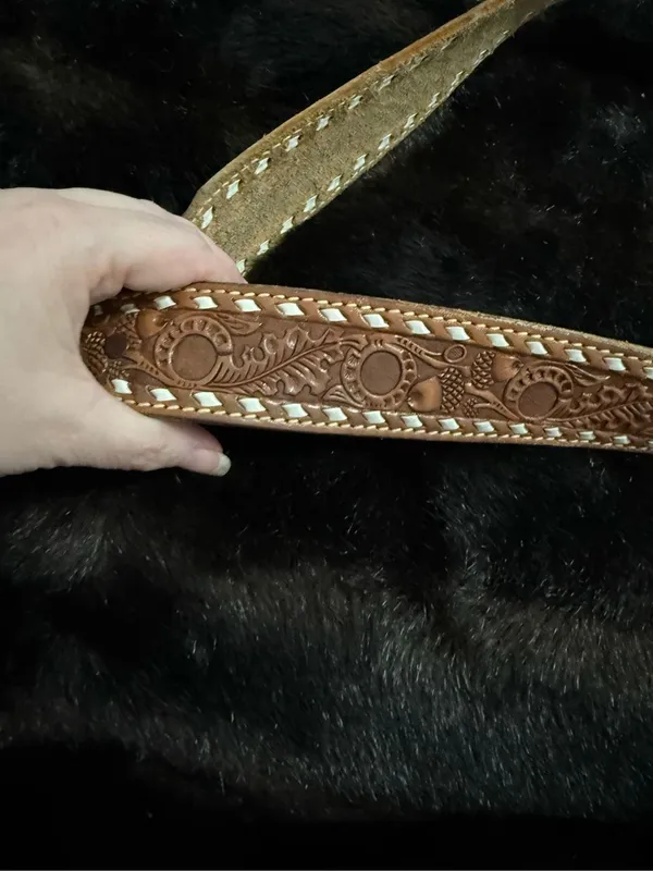 Vintage Tooled Cowhide Belt Tex tan 34” Floral Tan Gold Leather fall acorn leave - Image 7