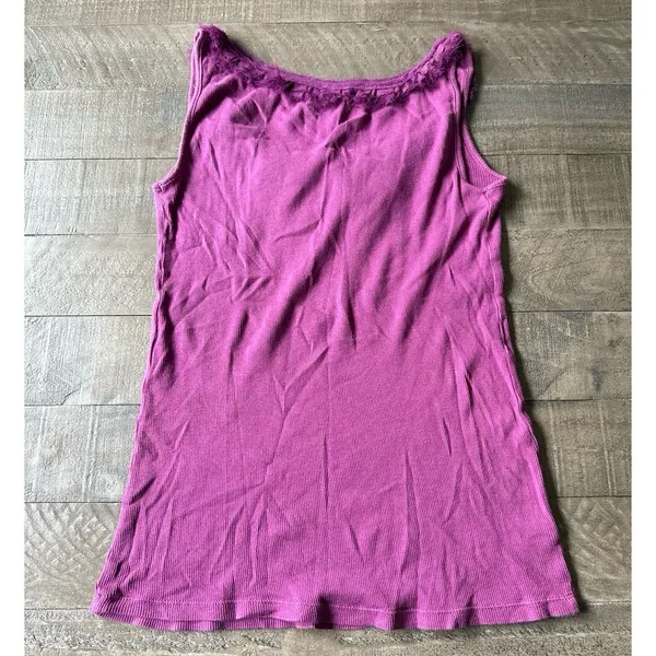 Ann Taylor Loft‎ Women's Purple Sparkly Ruffle Neckline Ribbed Tank Size Medium - Image 6