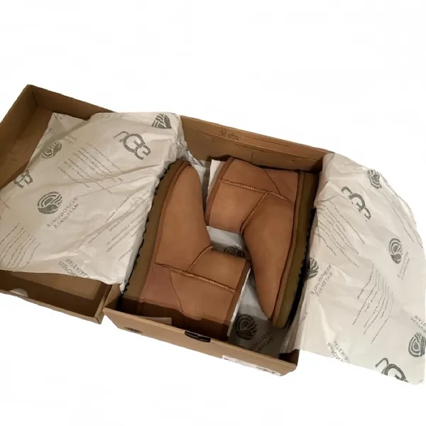 UGG Classic Mini II Chestnut Ankle Boot Women’s 7 NIB - Image 8