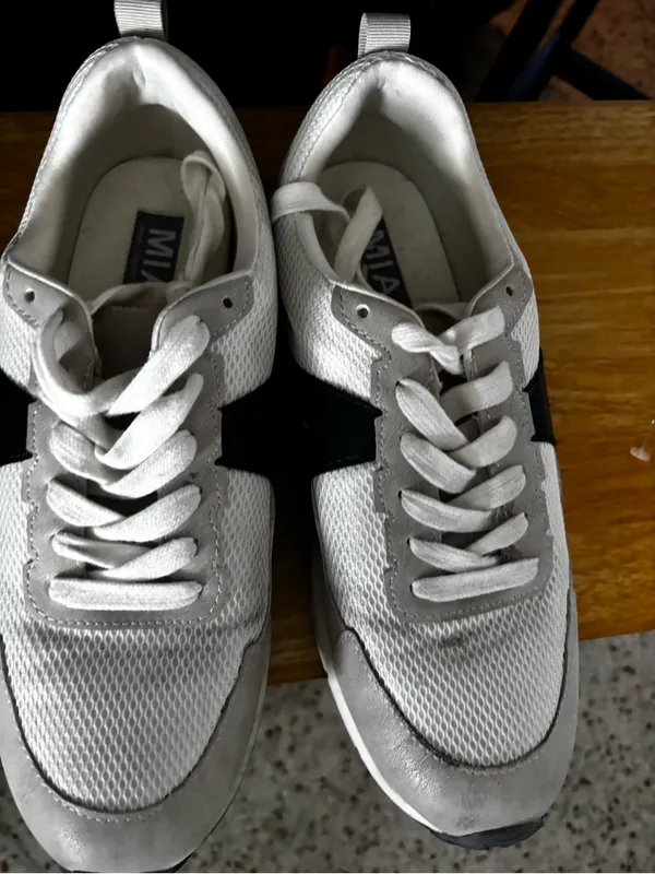 MIA leash mesh sneakers 8.5 - Image 2