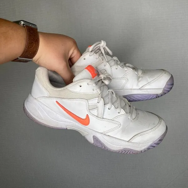 Nike |‎ Women's Court 2 Lite White Sneaker 8.5 - Image 2