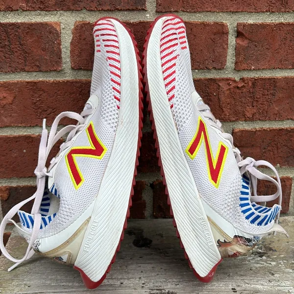 New Balance FuelCell Echo x Big League Chew Outta Here Original 9.5 - Image 5