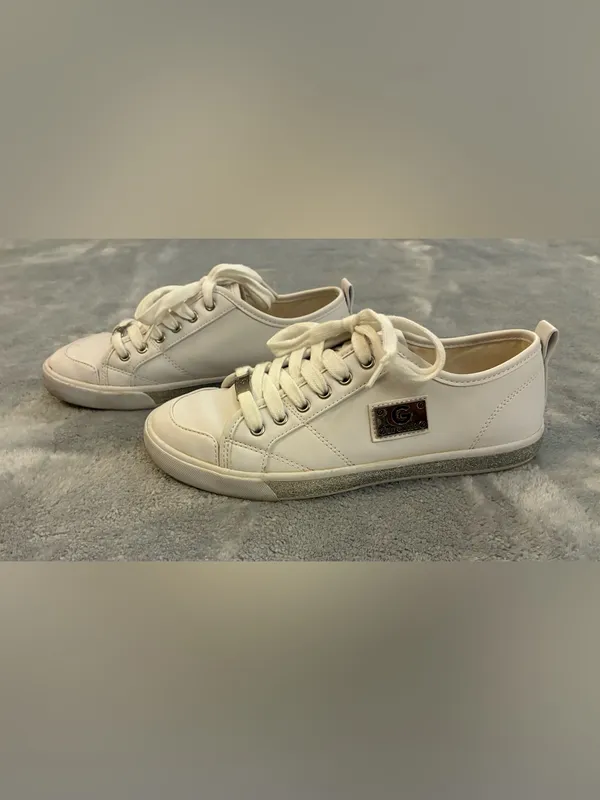 Guess Brand Classic White Leather Lace-Up Sneakers - Women Size 7.5 - Image 4