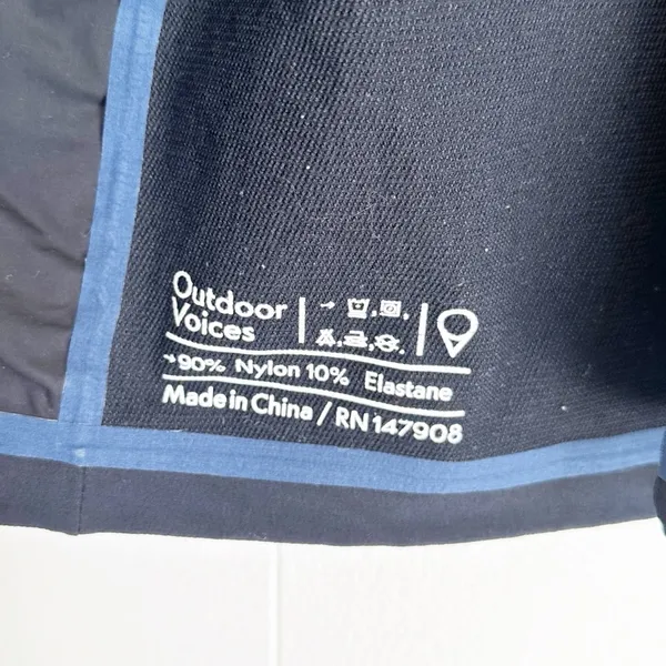 OUTDOOR VOICES Stretch Crepe Running Jacket with Hood Small - Image 9
