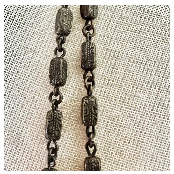 Vintage brass Queen of Heaven Rosary - Ornate Metal Beads - Image 8