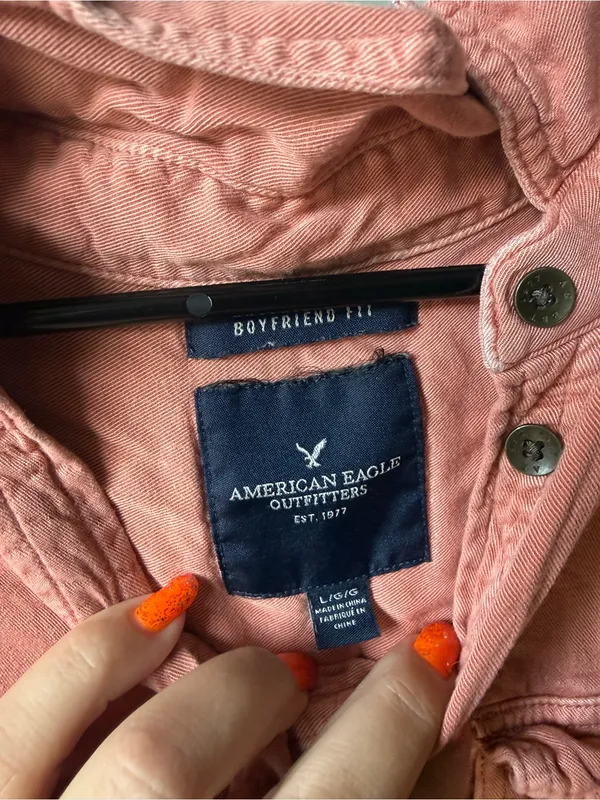 American Eagle Boyfriend Fit Distressed Button-Up Shirt – Size Large - Image 4