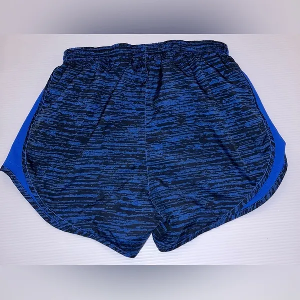 Nike Dri-Fit Shorts‎ - Size small - Image 2