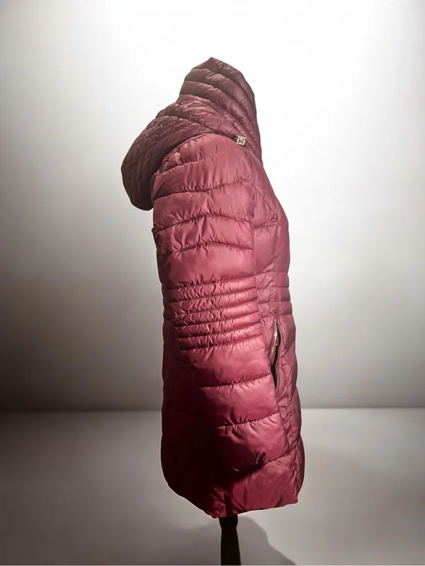 GUESS Women’s Asymmetrical Zip Puffer Coat Burgundy Size Small Water Resistant - Image 5