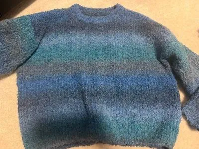 Sweater Blue Size M - Image 2