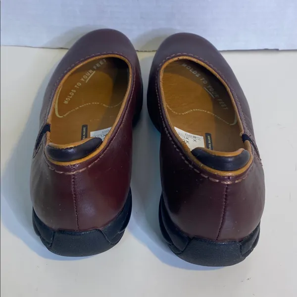Aura Z7 Leather Shoes Burgundy flat shoes women's Size 7 - Image 3