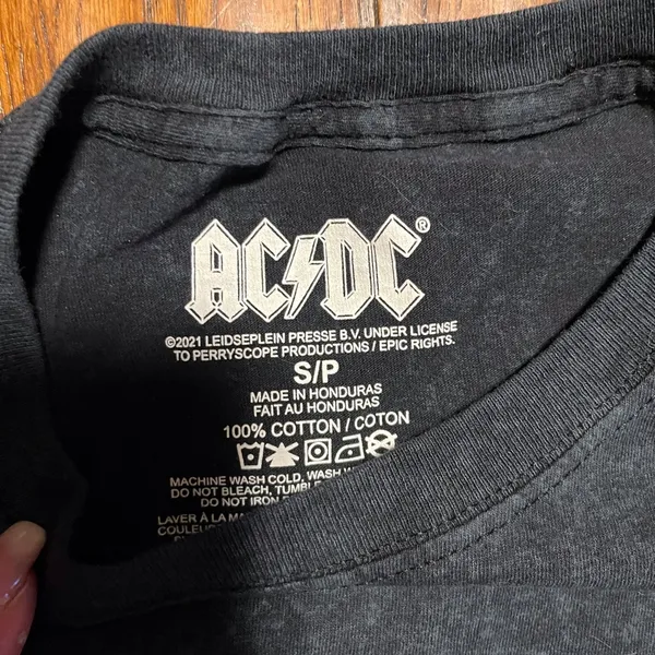 ACDC Womens T-shirt Band Tee Logo Short Sleeve Retro Stretchy sz S - Image 2