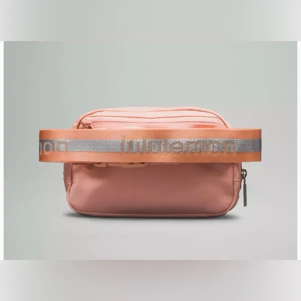 NWT Lululemon Everywhere Belt Bag 1L Pink Mist Silver Logo - Image 5