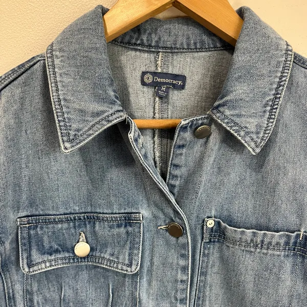 Democracy Denim Jean Jacket‎ Medium 100% Cotton Blue Cropped Classic - Image 6