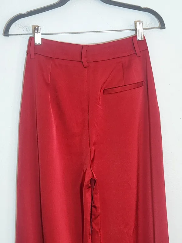 Lulus Red Satin Wide Leg Pants Size Small NWT - Image 6