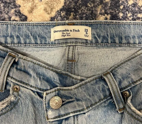 Women’s Abercrombie asymmetrical jeans size 8 - Image 3