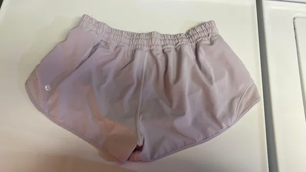 Lululemon Hotty Hot Short 2.5” - Image 4