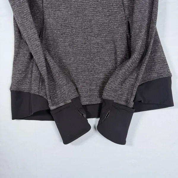 Lululemon Size-12 Womens Runderful Black Heather 1/2 Zip Pullover‎ Sweater - Image 10