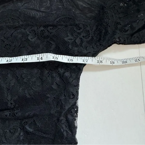 Intimissimi Black Lace 3/4 Sleeve Size Small NWT - Image 4