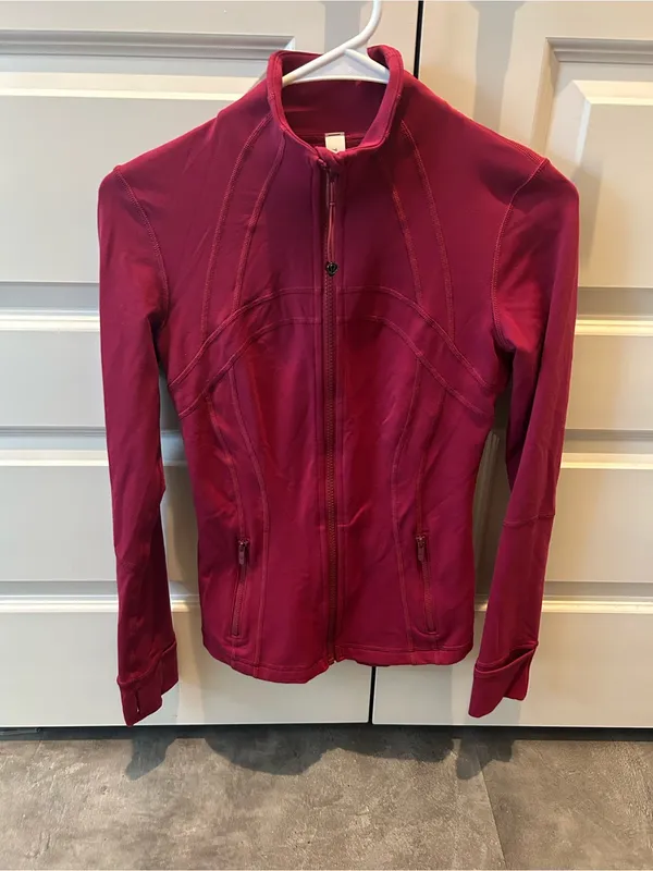Lululemon Define Jacket Raspberry Deep Luxe Size 4 Athleisure $128 - Image 2