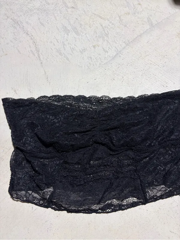 Intimately free people Black Lace strapless bralette medium - Image 2