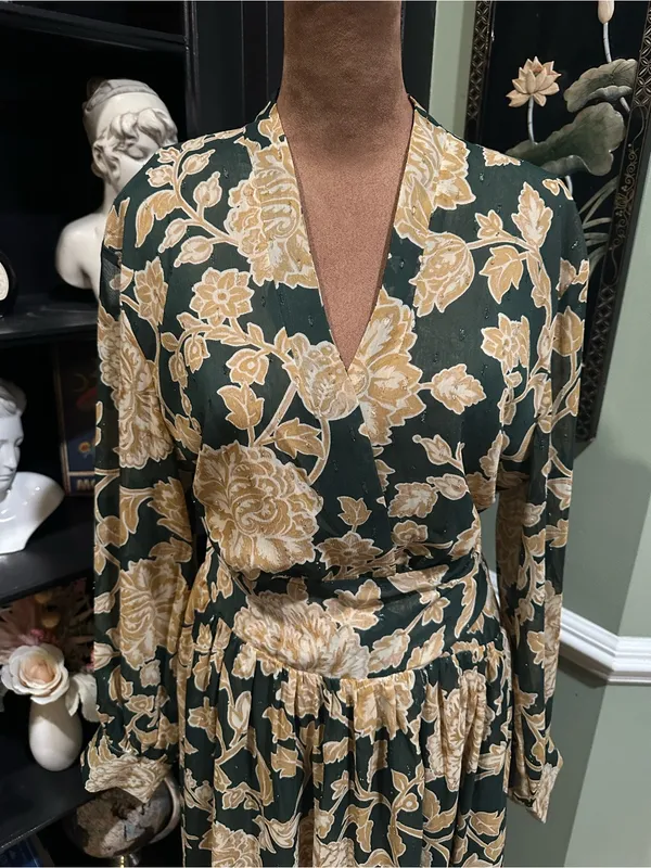 Dress Forum Floral Baroque V‑Neck Maxi Dress – Size Large (NWT) - Image 3