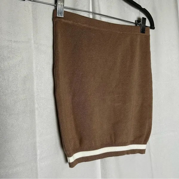 Superdown Beige & White Bonnie Varsity Mini Skirt Size‎ XS - Image 3