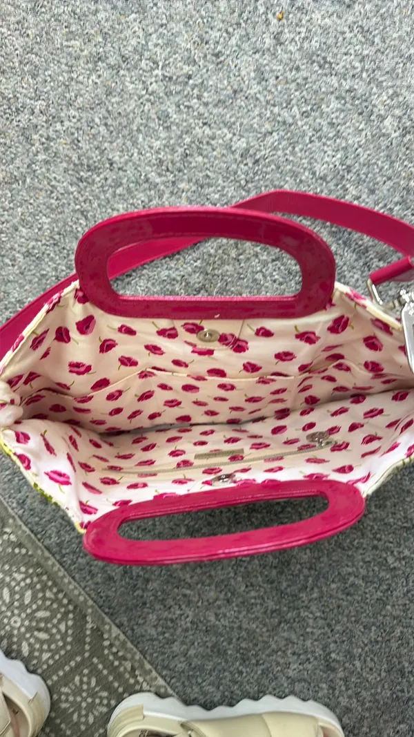Vera Bradley Purse  - Image 4