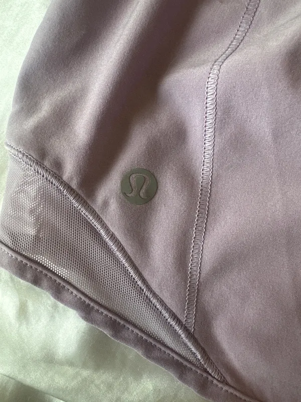 Lululemon Hotty Hot Shorts 4” - Image 4