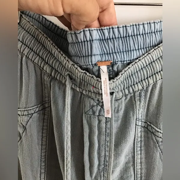 Free People Washed‎ Blue Drawstring Cargo Linen Cotton Blend Pants Size XS - Image 2