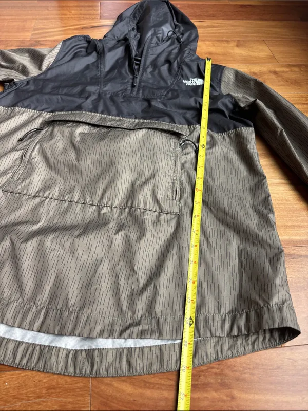 North Face windbreaker - Image 10