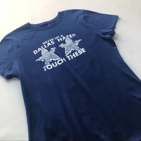 Hanes Dallas Cowboys Graphic Tee - Image 3