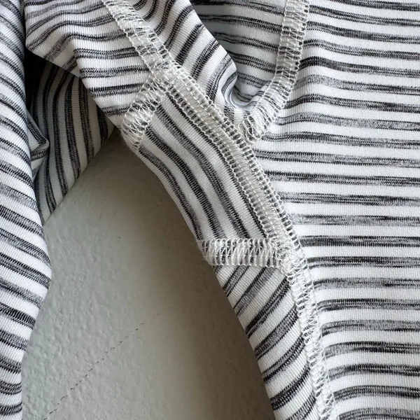 Beyond Yoga Leggings Womens Size Large Black White Stripe Full Length - Image 3