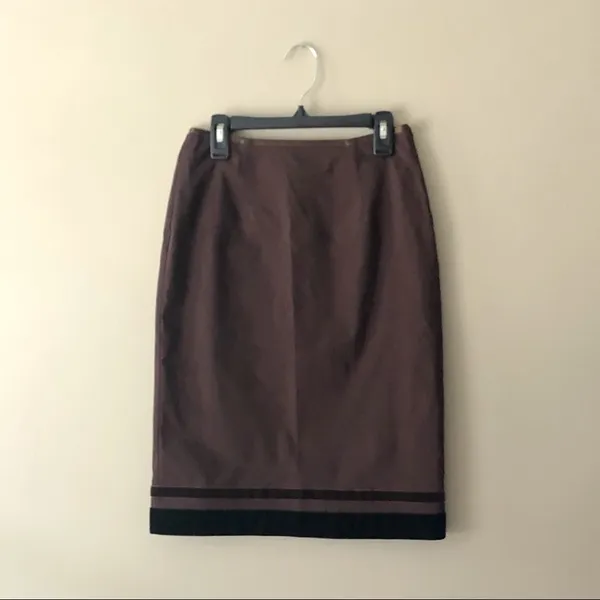 MOSCHINO | Brown Velvet Trim Pencil Skirt Sz 8 - Image 2