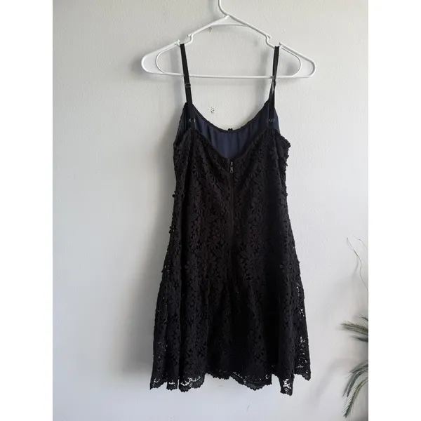 Alice + Olivia Black Floral‎ Guipure Lace Mini Dress Navy Lining 3568 - Image 3