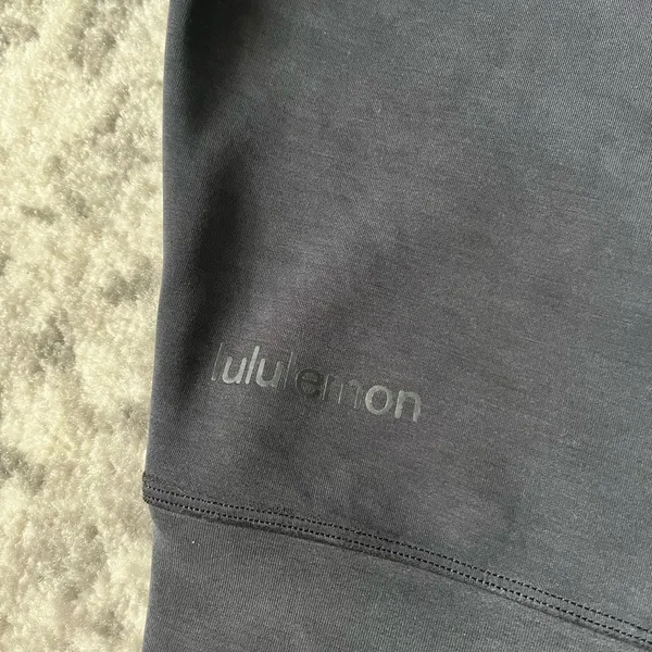 Lululemon Perfectly Oversized Cropped Crew *Softstreme - Image 4
