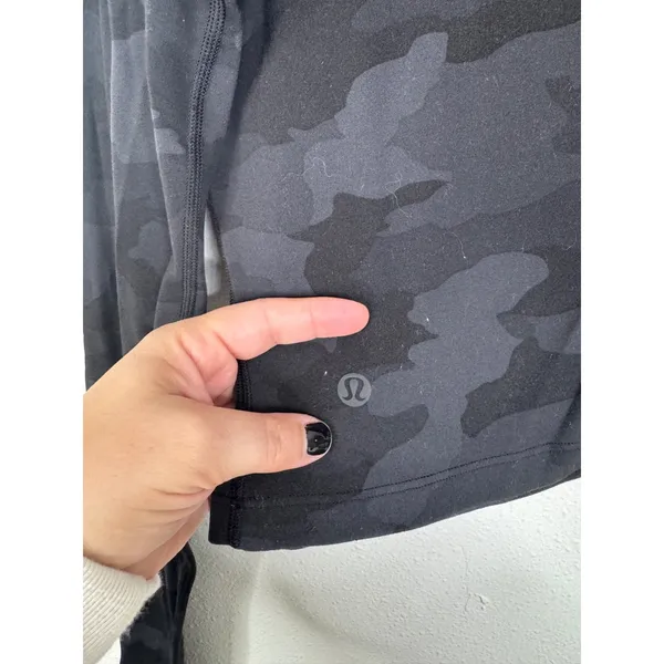 Lululemon Mock Neck Cropped Long Sleeve Top Heritage 365 Camo Deep Coal‎ Black - Image 3