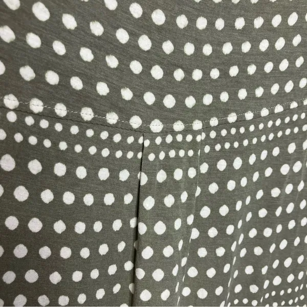 Chico’s green and‎ white top casual size 2 - Image 7