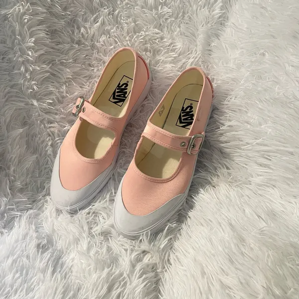 NEW cute kawaii Vans Women's Mary Jane buckle Sneaker flats - Image 2