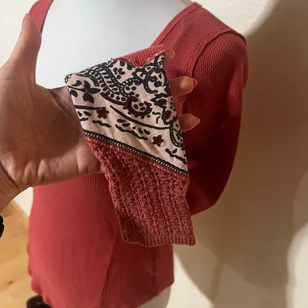 We the Free | Free People faded red thermal bandana cuff long sleeve shirt S - Image 4