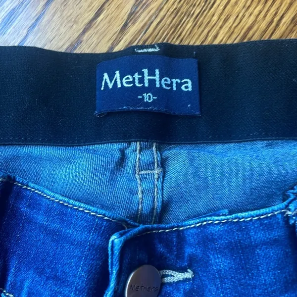 🩷 3/$18 met Hera skinny distressed jeans dark blue denim - Image 2